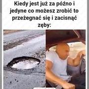 Dziura w drodze