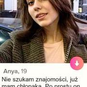 Anya 19